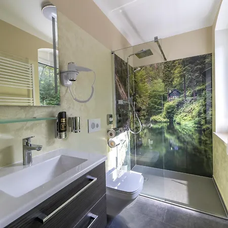 Lichtenhainer Wasserfall בית הארחה